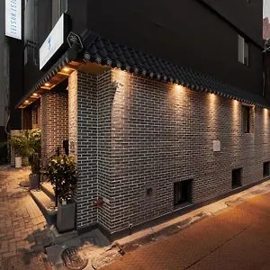 Eight Rest Myeongdong 韓国